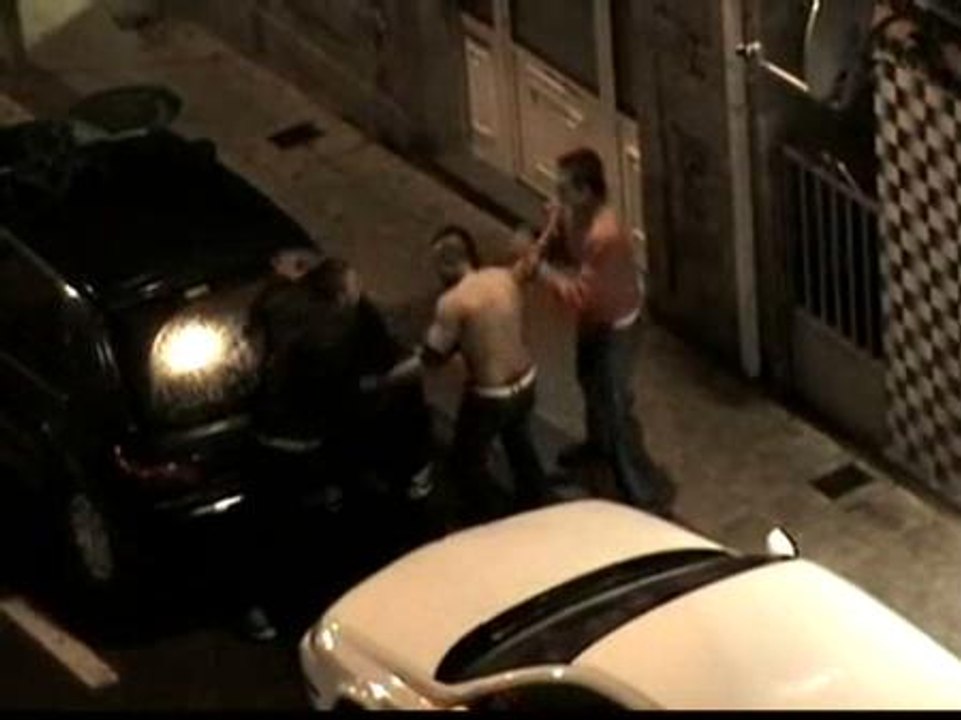 Los vecinos de Nigrán denuncian las peleas multitudinarias de jóvenes en la zona de copas