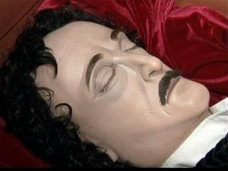 Su funeral, 160 años después