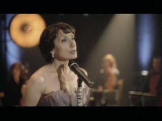 Luz Casal rinde homenaje al bolero en su nuevo álbum
