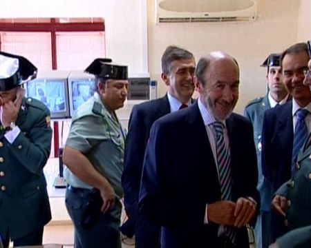 Rubalcaba dice que la etarra Aranalde terminará ante los jueces