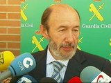 Rubalcaba se pregunta cuántos problemas se hubiera ahorrado España si Camps hubiese pagado los trajes