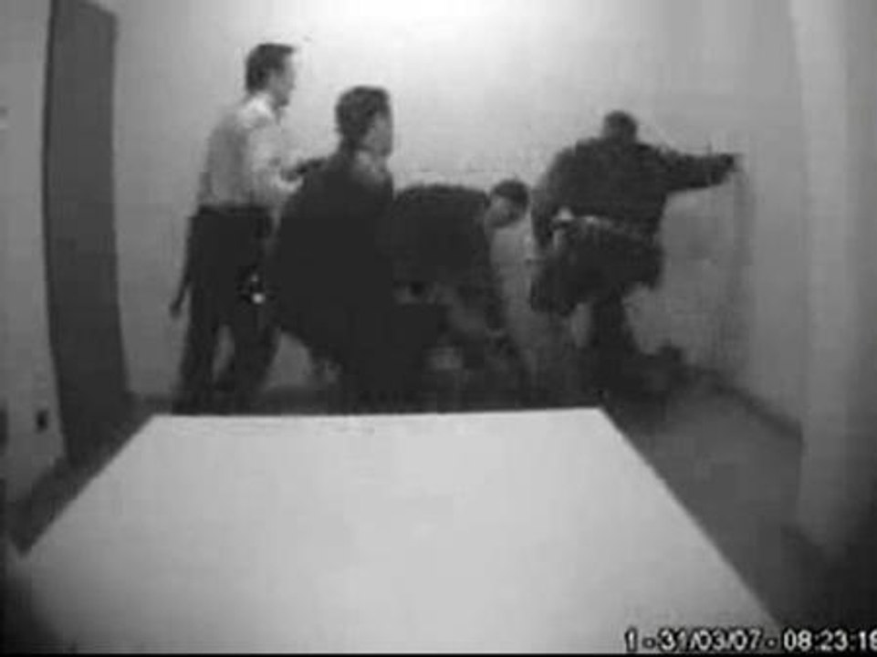 Primera sentencia por abusos policiales