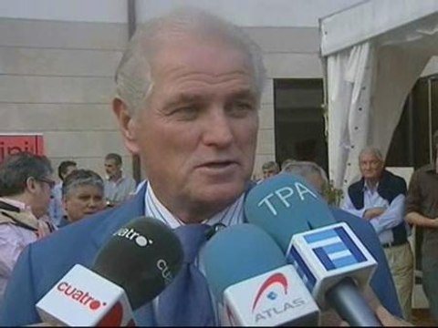 Calderón: Dejé 115 millones en caja y 100 millones de beneficios