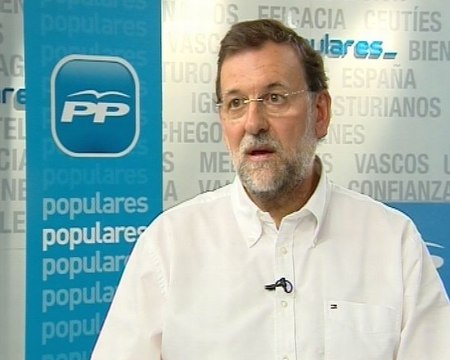 Rajoy acusa a Zapatero de generar confusión