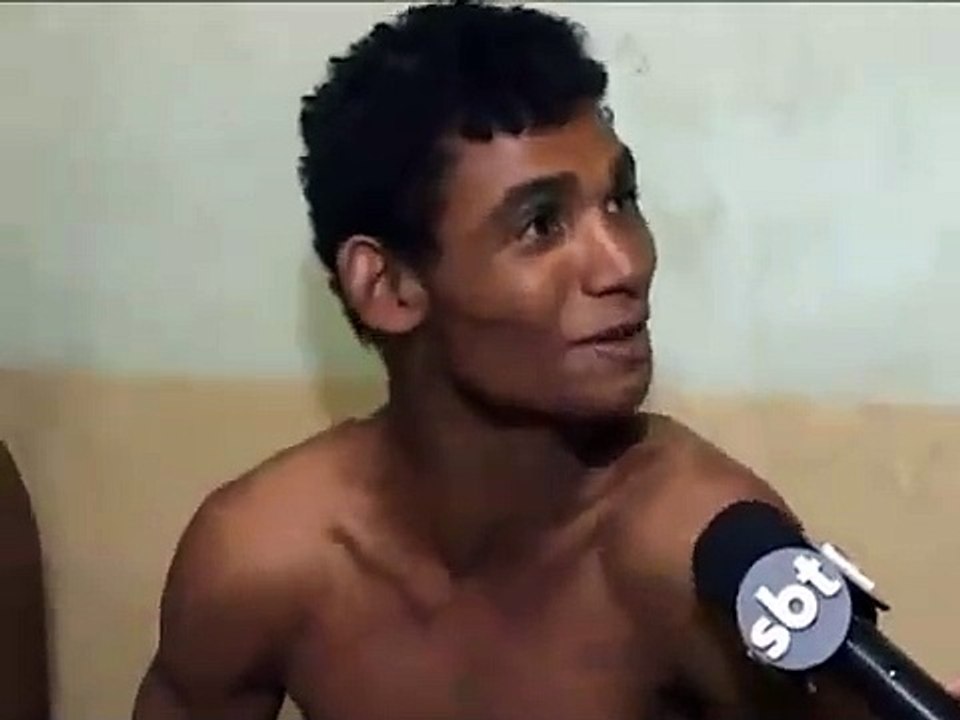 Chama a polícia chama a polícia - Call the police call the police -
