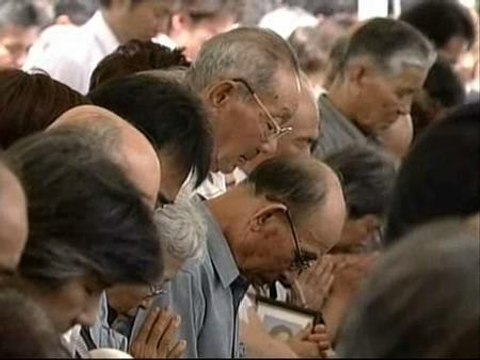 Nagasaki conmemora el 64º aniversario de la bomba atómica