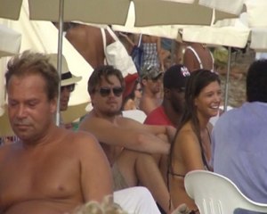 Descargar video: DiCaprio disfruta de las playas de Ibiza