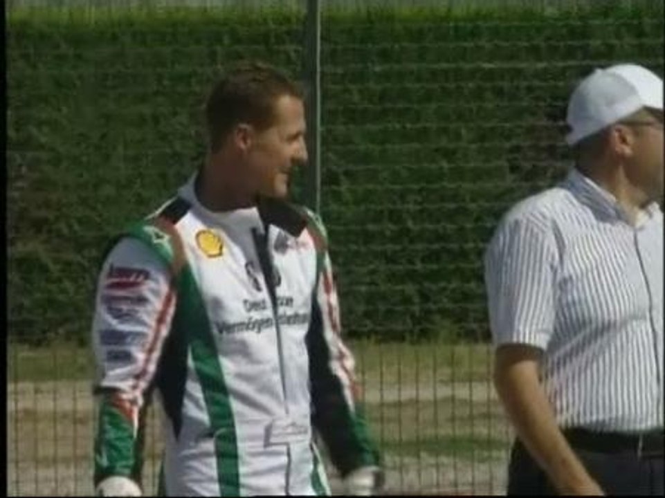 Schumacher entrena con karts para preparar su vuelta a la Fórmula 1