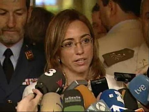 Chacón anuncia el alta de los militares ingresados