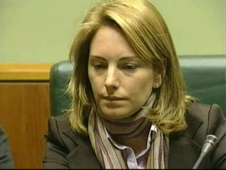 Arantza Quiroga ha presidido su primer pleno en la Cámara Vasca