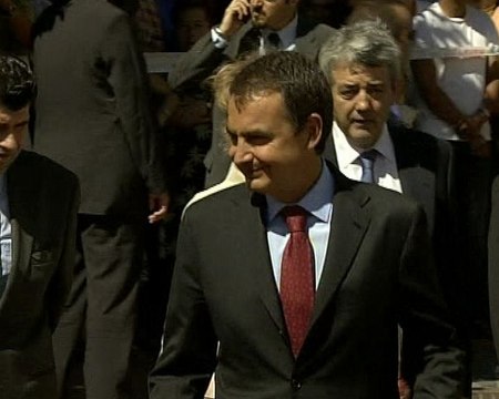 Zapatero aprobará medidas para turismo