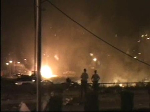 El vehículo tenía las matrículas dobladas