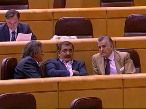 El TS pide el suplicatorio de Bárcenas un día después de su dimisión