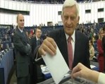 Buzek, nuevo presidente de la Eurocámara