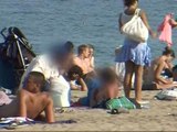Aumentan los vendedores ambulantes que ofrecen drogas en las playas de Barcelona
