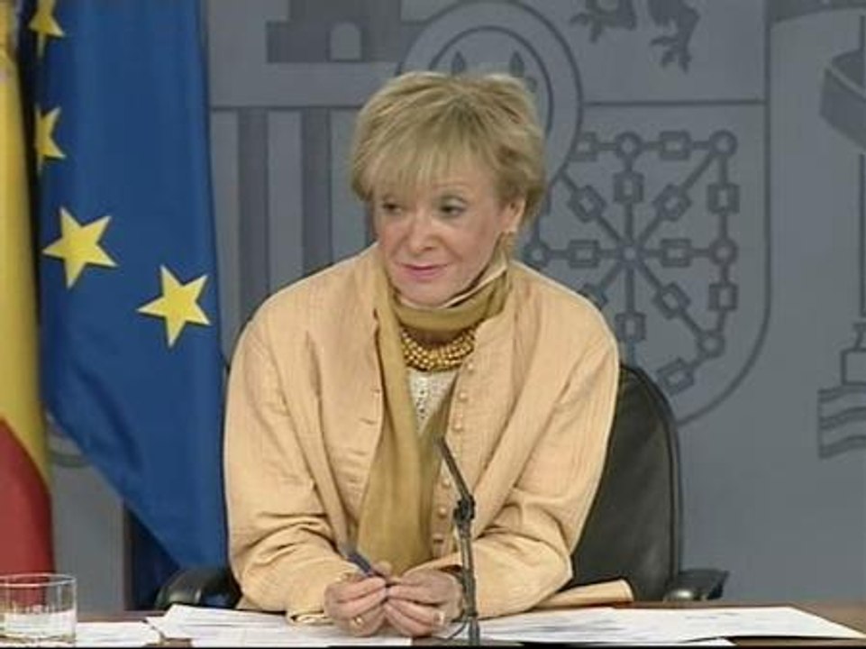 De la Vega asegura que el Ejecutivo "no está preocupado" por su "debilidad" en el Parlamento