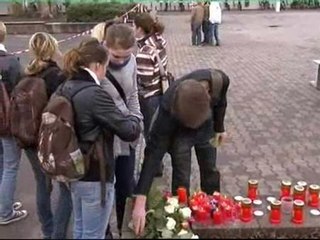 Velas y flores en el instituto Albertville