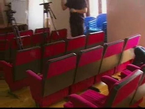 Plante de la prensa a los sindicatos del Metal en Vigo