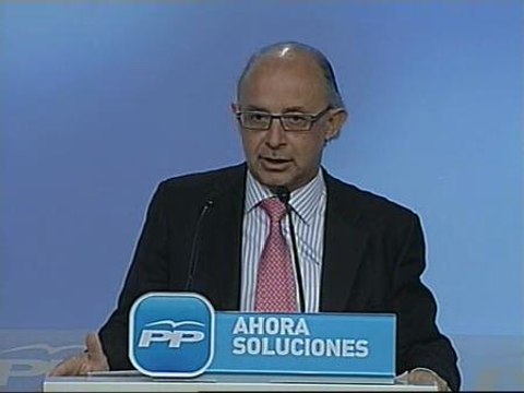 El PP asegura que el descenso del paro se debe al efecto verano y está marcado por la estacionalidad