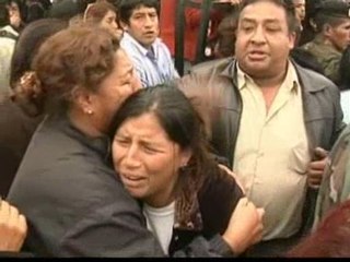 Perú llora los muertos en el choque entre policías e indígenas
