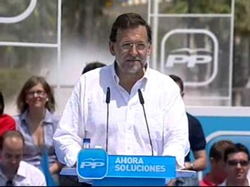 Rajoy apoya a Camps frente a los "inquisidores del siglo XXI"