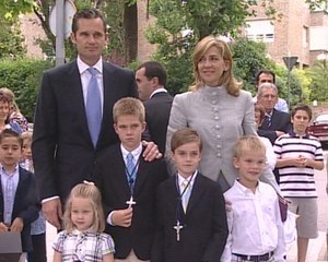 Juan y Pablo Nicolás hacen la Primera Comunión