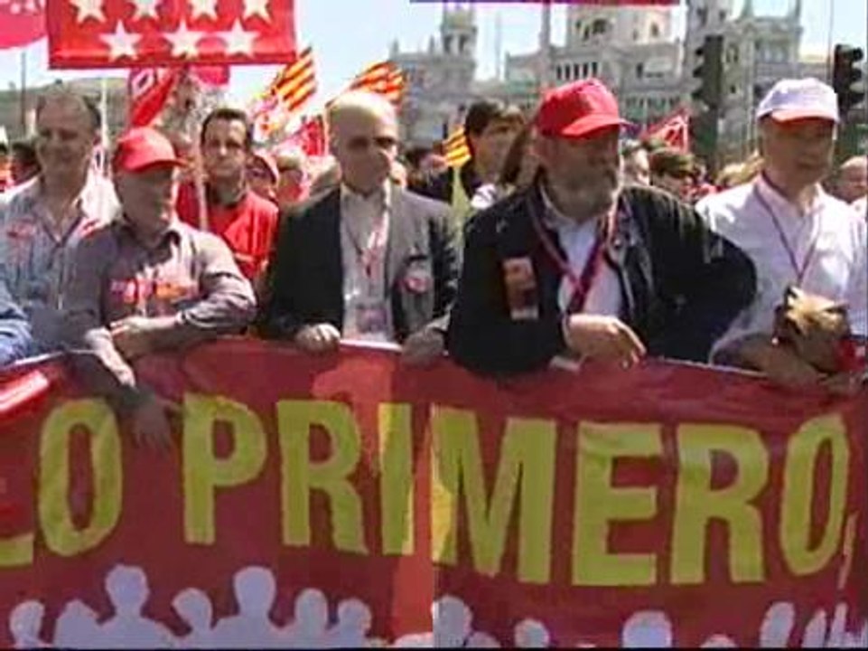 Más de 50.000 trabajadores y sindicalistas de España y varios países europeos recorren las calles de Madrid