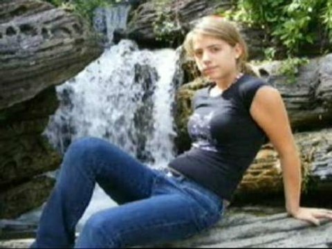 El padre de la joven desaparecida en Sevilla cree que la Policía está perdida