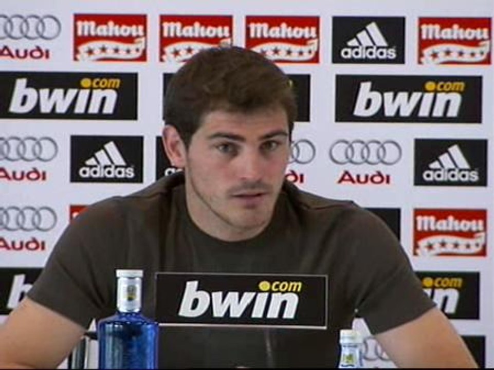 Casillas: "Me cambiaría por el Barça ahora mismo"
