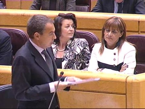 Zapatero: Entramos en una etapa de datos menos negativos
