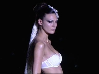 Lencería nupcial en Cibeles