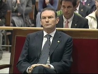 Suspendido el juicio contra Ibarretxe y López