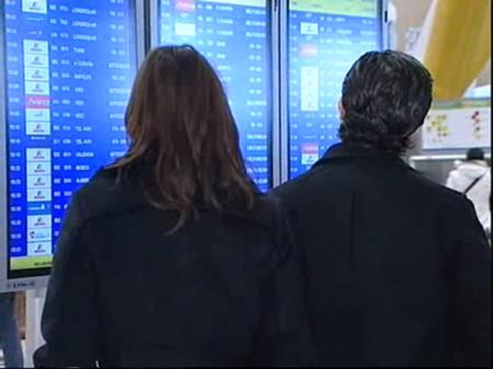 La resaca del temporal deja Barajas sumido en el desorden