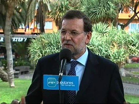 Rajoy afirma que los cambios son un reconocimiento del fracaso de Zapatero