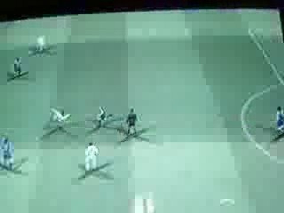 VOLEE MISSILE LOINTAINE