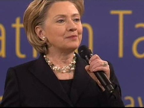 Clinton evita opinar sobre las aspiraciones independentistas de Cataluña