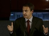 Zapatero rechaza hacer una interpretación en clave estatal de los resultados en Galicia y Euskadi