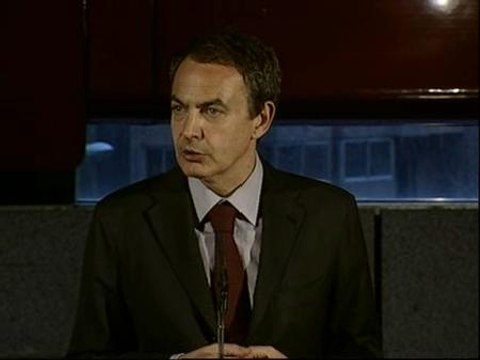 Zapatero asegura que Patxi López será coherente con su compromiso electoral