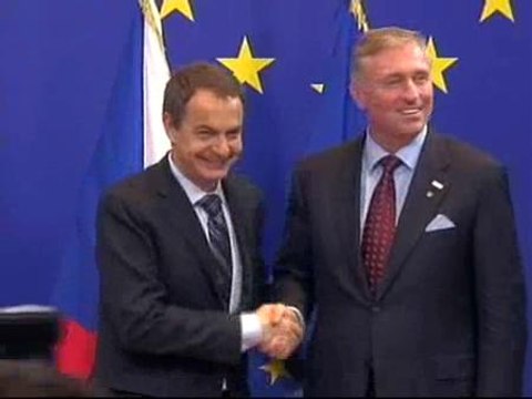 Cumbre europea para superar la crisis de forma conjunta