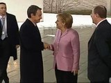 Merkel recibe a Zapatero y a Solbes