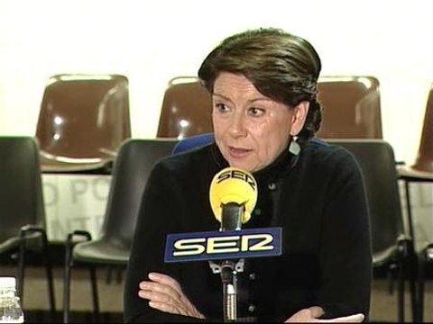 La ministra de Fomento insiste en un error en la previsión meteorológica