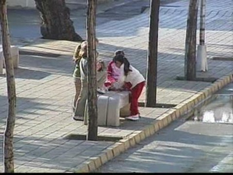 Un año de cárcel para unos padres por no llevar a su hija al colegio