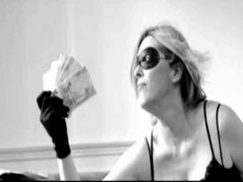 Ocho Mossas d'Esquadra juegan a ser ladronas en un calendario sexy