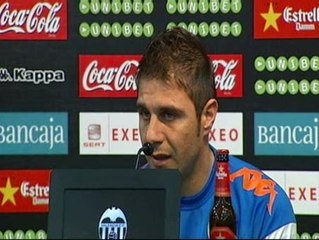 Joaquín:"Creo que todos somos profesionales y tenemos que jugar el día que nos pongan"