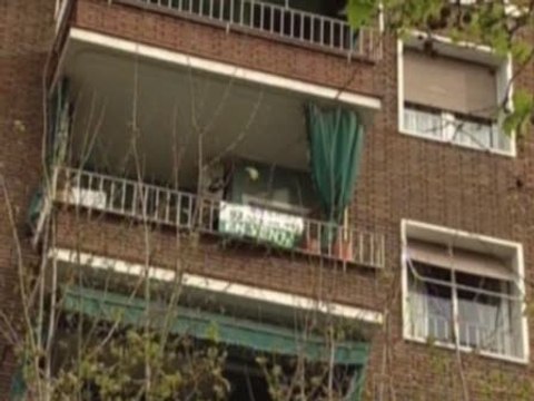 La venta de viviendas cae un 48,3%