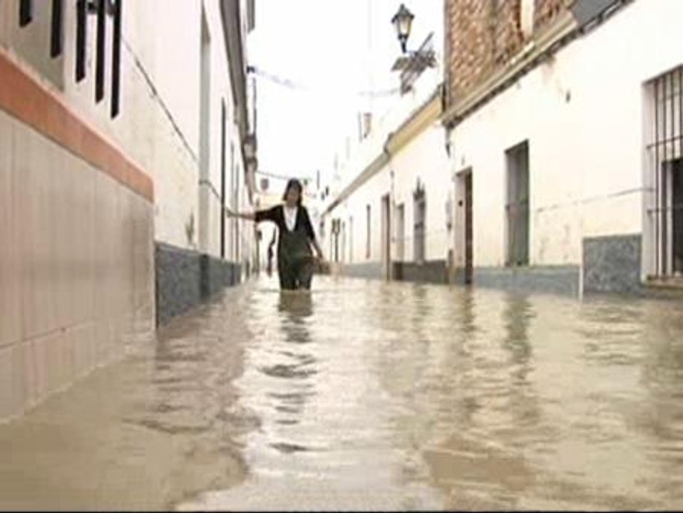 Las inundaciones dejan sin casa y sin trabajo a más de 250 familias en Andalucía