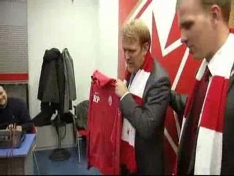 Robert Prosinecki es presentado como entrenador del Estrella Roja