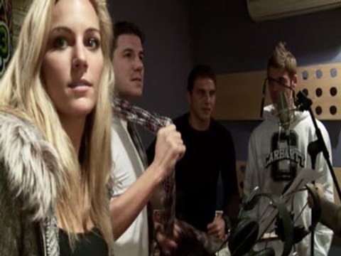 Artistas y cantantes solidarios