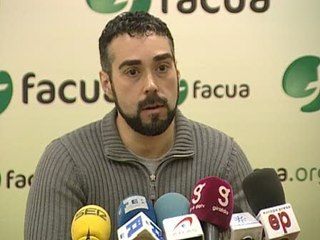 FACUA defiende la respuesta del Gobierno al chantaje de los controladores