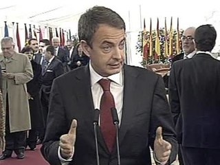 Zapatero justifica su silencio ante el estado de alarma